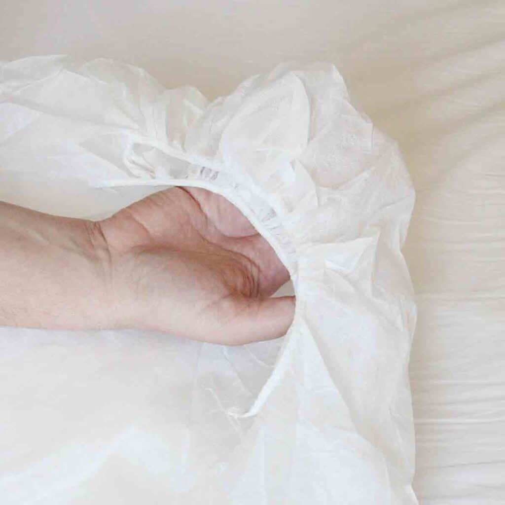 parure de lit jetable, kit de couchage jetable, disposable bed linen