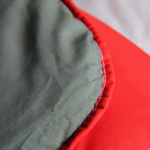 Couette Chaude Reversible Rouge_Gris Couette Chaude Reversible Rouge_Gris